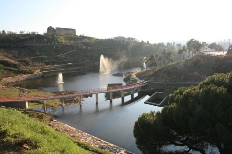 Flor Do Douro - Comercio E Hotelaria, Lda Miranda do Douro Ngoại thất bức ảnh