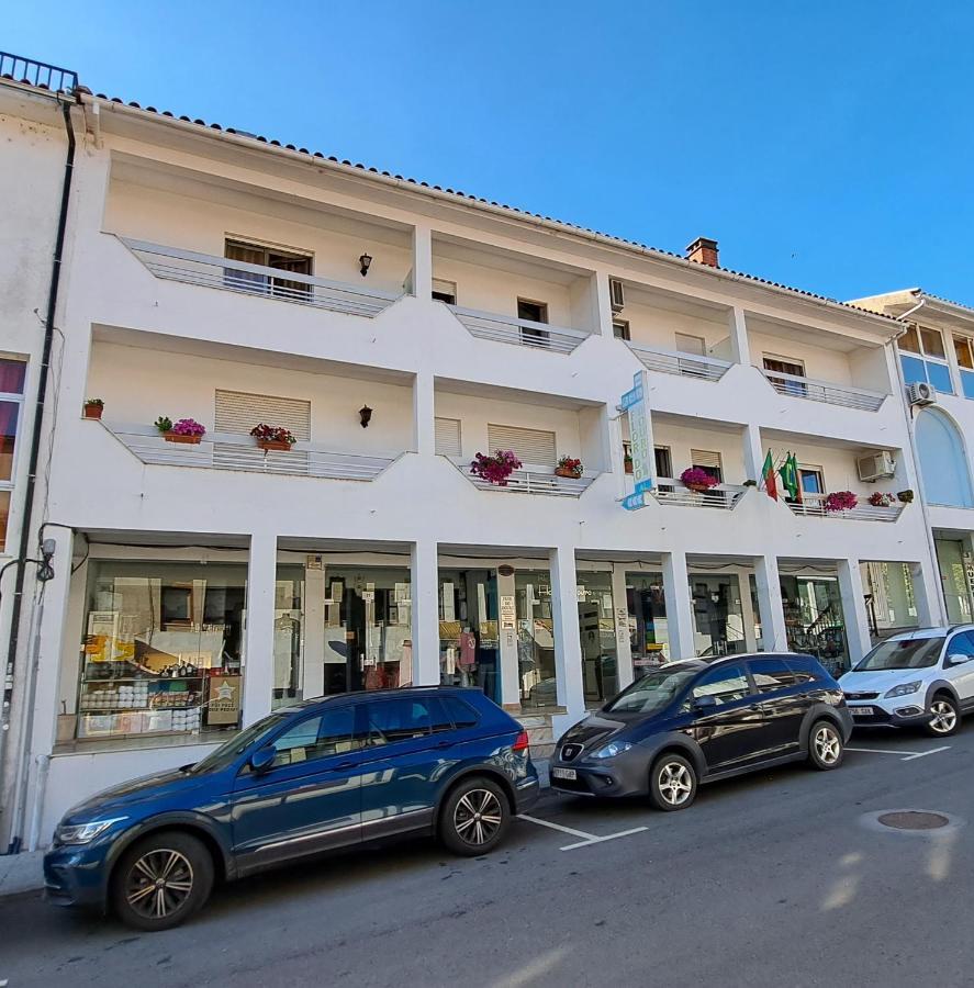 Flor Do Douro - Comercio E Hotelaria, Lda Miranda do Douro Ngoại thất bức ảnh